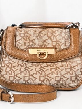 DKNY Monogram Crossbody Satchel Bag 🤎 Y2K Tan Logo Purse Gold Hardware